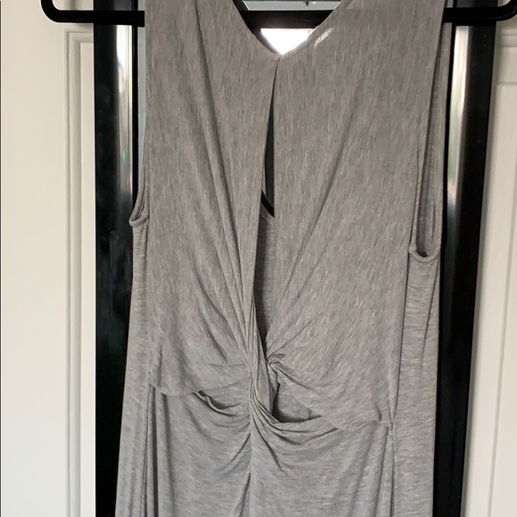 NWOT Bobeau V Neck Twist Back Maxi Dress - Picture 5 of 6